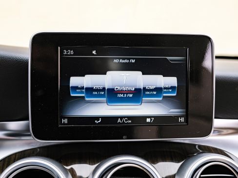 Used 2018 Mercedes-Benz C 300 Cabriolet image 26