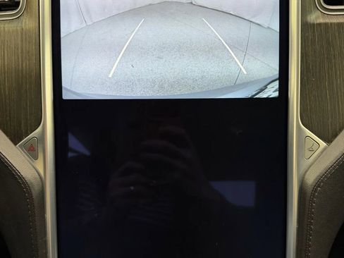 Used 2013 Tesla Model S image 25