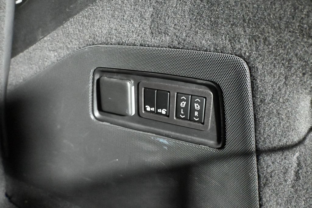 Used 2023 Cadillac Escalade Sport w/ Touring Package RWD image 23