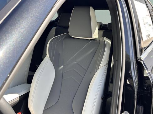 Used 2026 BMW X1 xDrive28i w/ Convenience Package image 17