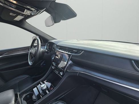 Used 2022 Jeep Grand Cherokee L Overland w/ Luxury Tech Group IV image 44