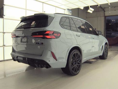 Used 2025 BMW X5 M Competition w/ Executive Package image 2