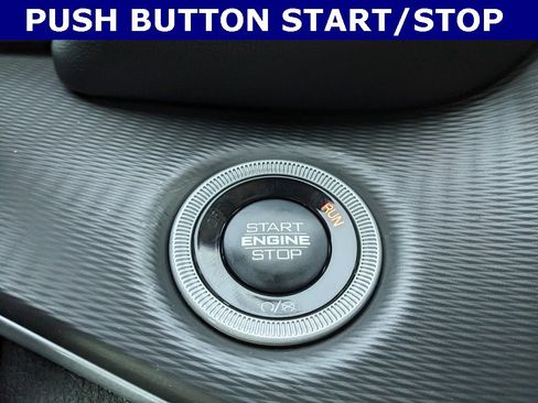 New 2025 Jeep Grand Cherokee Laredo image 12