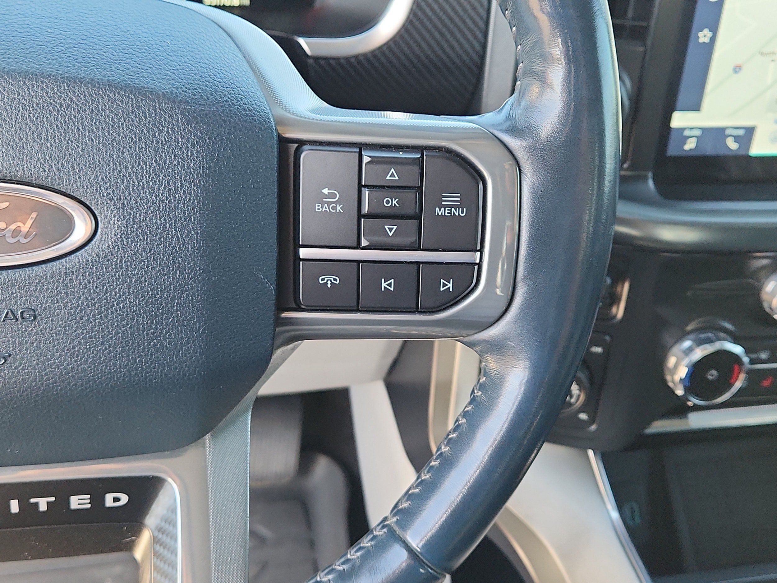 Used 2022 Ford F150 Limited AWD/4WD image 17