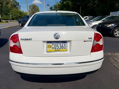 Used 2002 Volkswagen Passat GLX AWD/4WD image 8