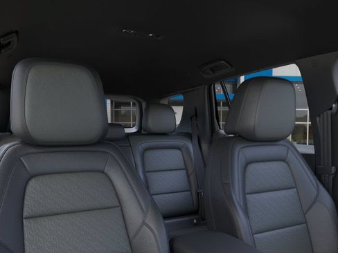 New 2027 Chevrolet Equinox LT w/ Convenience Package II FWD image 24