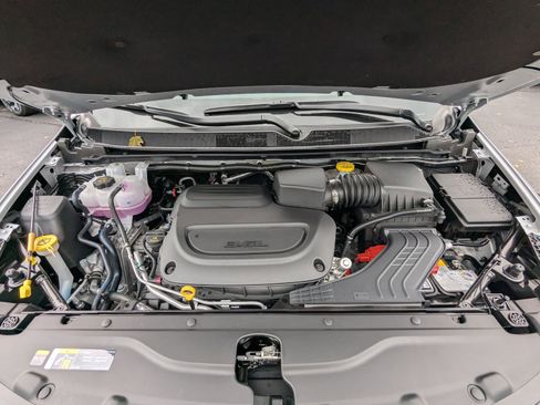 New 2026 Chrysler Voyager LX image 23