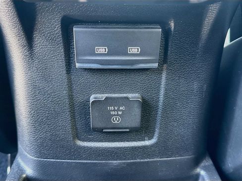 Used 2023 Jeep Wrangler Unlimited w/ Sun & Screen Package AWD/4WD image 28