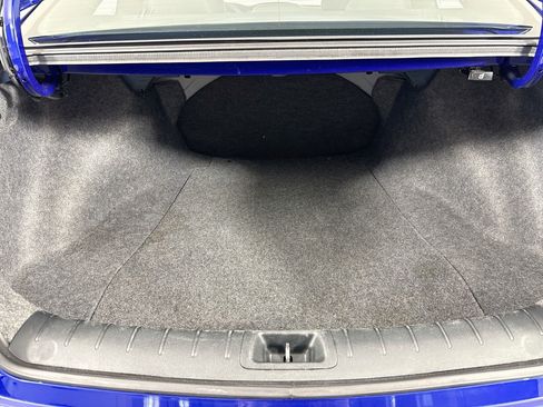 Used 2017 Honda Accord EX-L image 39