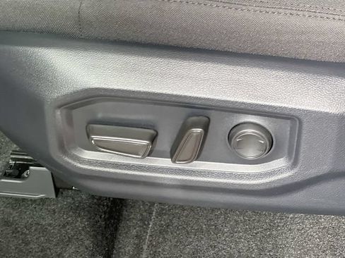 New 2026 Toyota Tundra SR5 AWD/4WD image 12