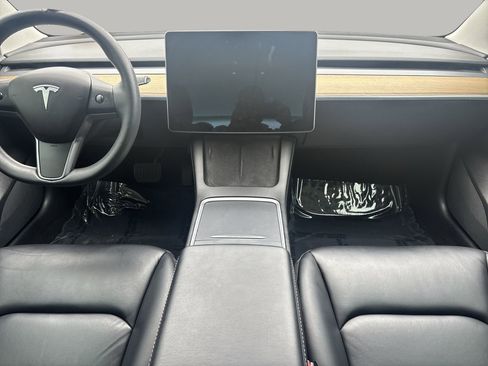 Used 2021 Tesla Model 3 Standard Range Plus image 15