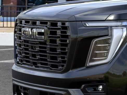 New 2026 GMC Yukon Denali Ultimate AWD/4WD image 13