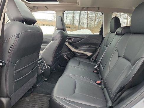 Used 2023 Subaru Forester Limited image 11