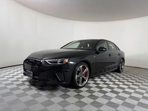 Used 2023 Audi A4 2.0T Premium Plus w/ Premium Plus Package image 3