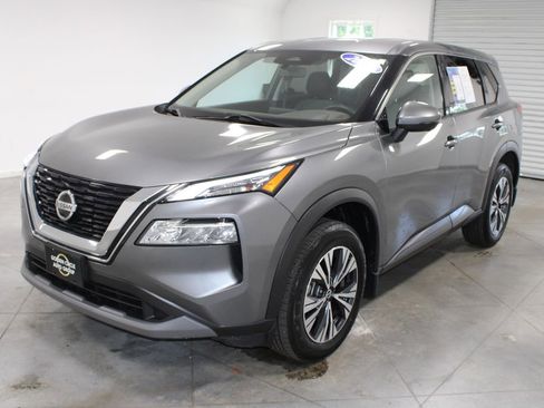 Used 2021 Nissan Rogue SV FWD image 5