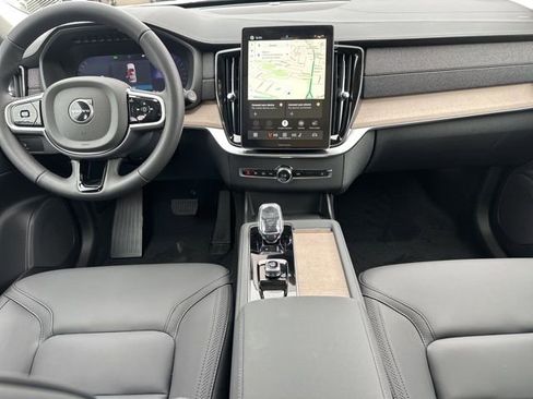 New 2026 Volvo XC90 B6 Plus AWD/4WD image 13