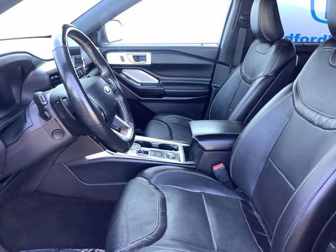 Used 2020 Ford Explorer ST w/ Premium Technology Package AWD/4WD image 2