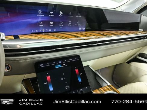 Used 2025 Cadillac Escalade Sport Platinum w/ LPO, Floor Liner Package image 14