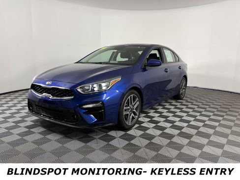Certified 2019 Kia Forte S image 3