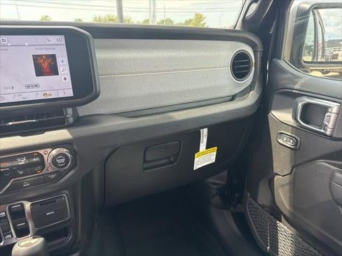 New 2025 Jeep Wrangler Unlimited Sport image 17