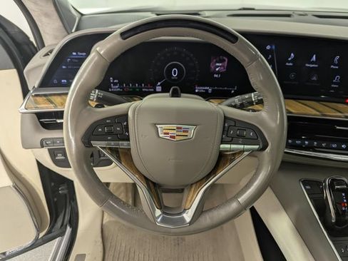 Used 2022 Cadillac Escalade ESV Sport Platinum w/ LPO, ONYX Package AWD/4WD image 15