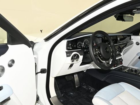 Used 2023 Rolls-Royce Ghost Black Badge w/ Black Badge Ghost Package image 88