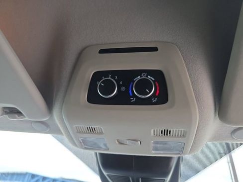 Used 2021 Ford Transit 350 XL image 7