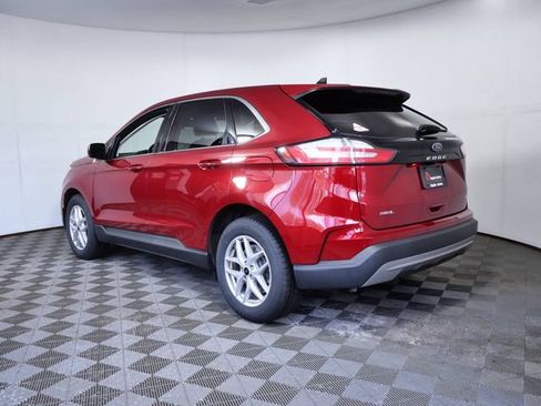 Certified 2023 Ford Edge SEL w/ Convenience Package AWD/4WD image 6