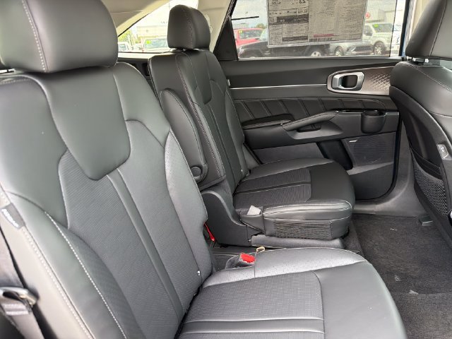 New 2026 Kia Sorento SX FWD image 23