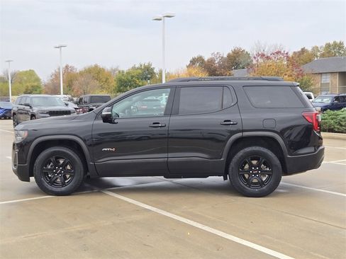 Used 2022 GMC Acadia AT4 w/ Technology Package image 5
