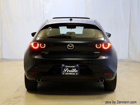 Used 2020 MAZDA MAZDA3 Premium Package image 7