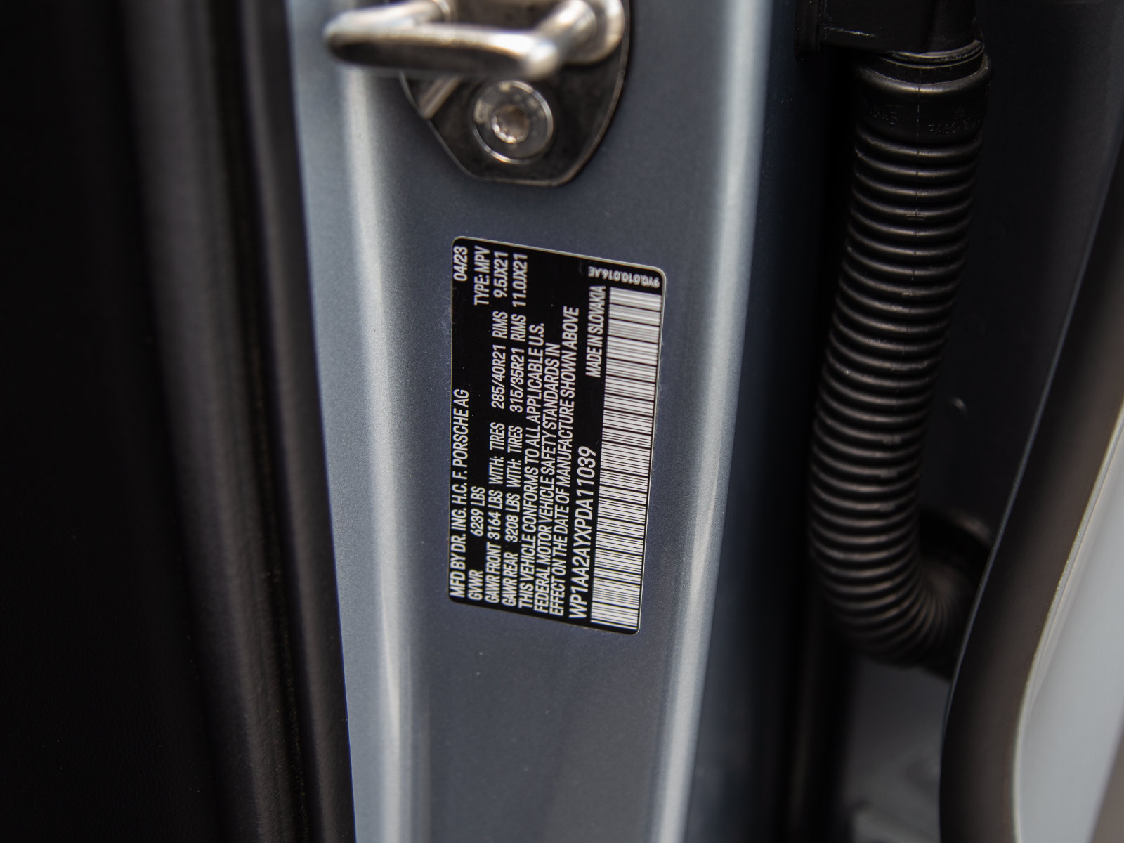 Certified 2023 Porsche Cayenne AWD/4WD image 28