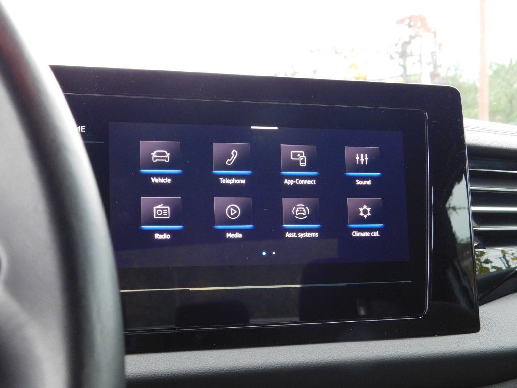 Used 2025 Volkswagen Jetta Sport FWD image 17