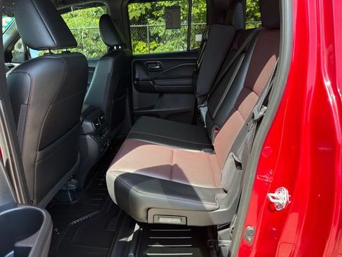 Certified 2024 Honda Ridgeline Black Edition image 14