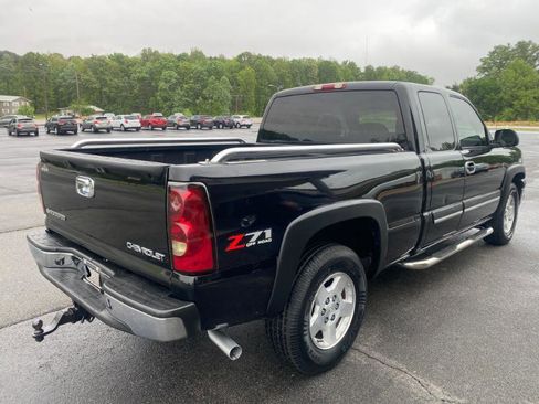 Used 2004 Chevrolet Silverado 1500 4x4 Extended Cab w/ Z71 Convenience Package 2 image 6