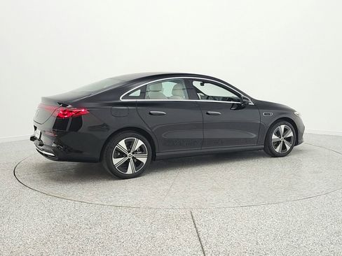 New 2026 Mercedes-Benz CLA 250+ image 5