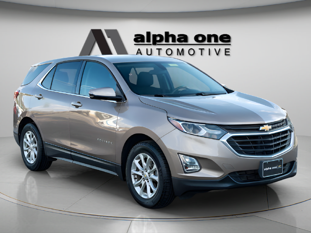 Used 2019 Chevrolet Equinox LT FWD image 2