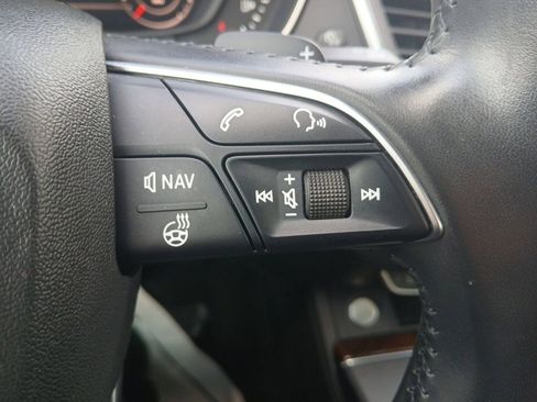 Used 2018 Audi Q5 Prestige w/ Prestige Package image 23