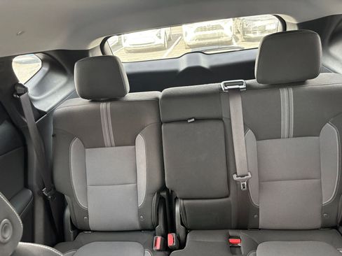 Used 2025 Chevrolet Blazer LT image 38