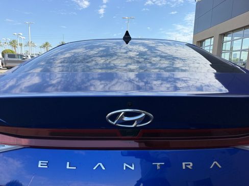 Certified 2023 Hyundai Elantra SEL FWD image 33