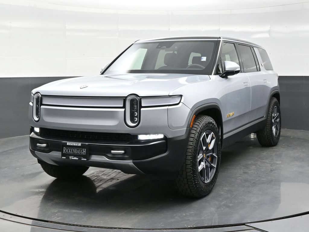 Used 2023 Rivian R1S Adventure Quad AWD/4WD image 2