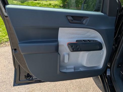 Used 2024 Ford Maverick XLT FWD image 32