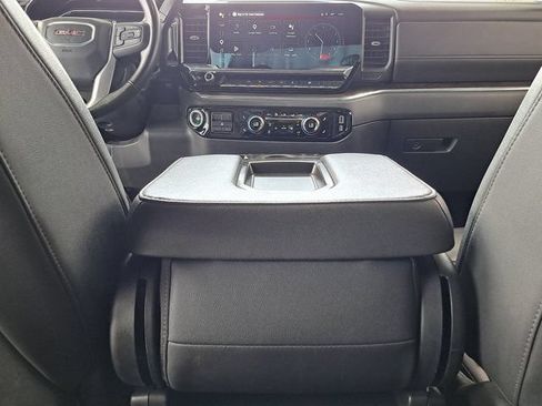Used 2025 GMC Sierra 1500 SLT RWD image 27