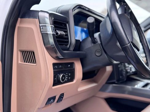 Used 2023 Ford F250 Lariat w/ Chrome Package image 42