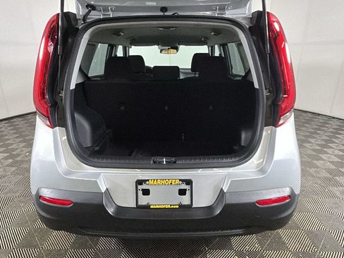 Used 2021 Kia Soul S FWD image 28