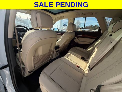 Used 2023 Audi Q5 e Premium Plus w/ Premium Plus Package image 28