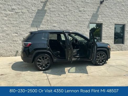 Used 2021 Jeep Compass Latitude w/ Sun and Sound Group FWD image 13