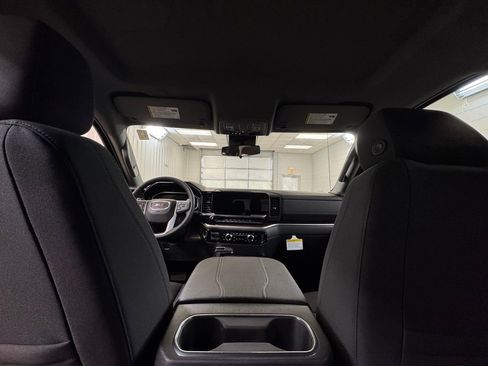 New 2026 GMC Sierra 1500 Elevation image 19