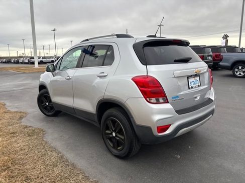 Used 2017 Chevrolet Trax LT image 5