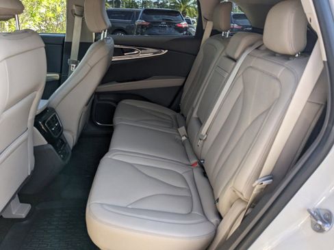 Certified 2023 Lincoln Nautilus Reserve w/ Equipment Group 201A image 13